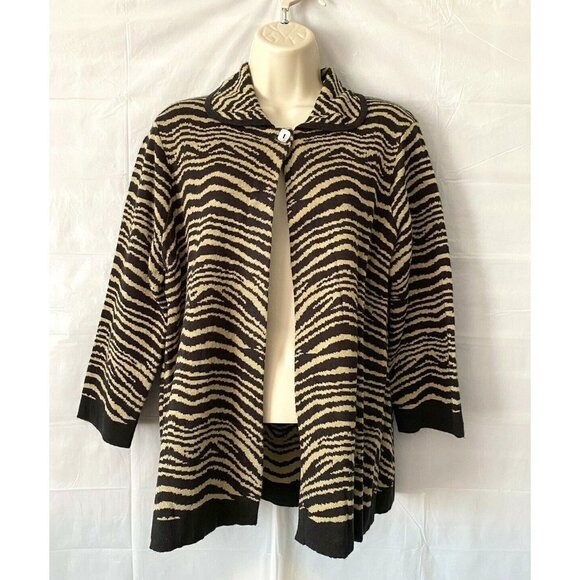 Kim Rogers Sweater Cardigan PXL Animal Print Tan‎ Black Knit 1 Top Button Petite - Picture 1 of 9